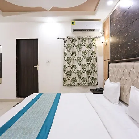 Aero Home Stay- Bed & Breakfast-2